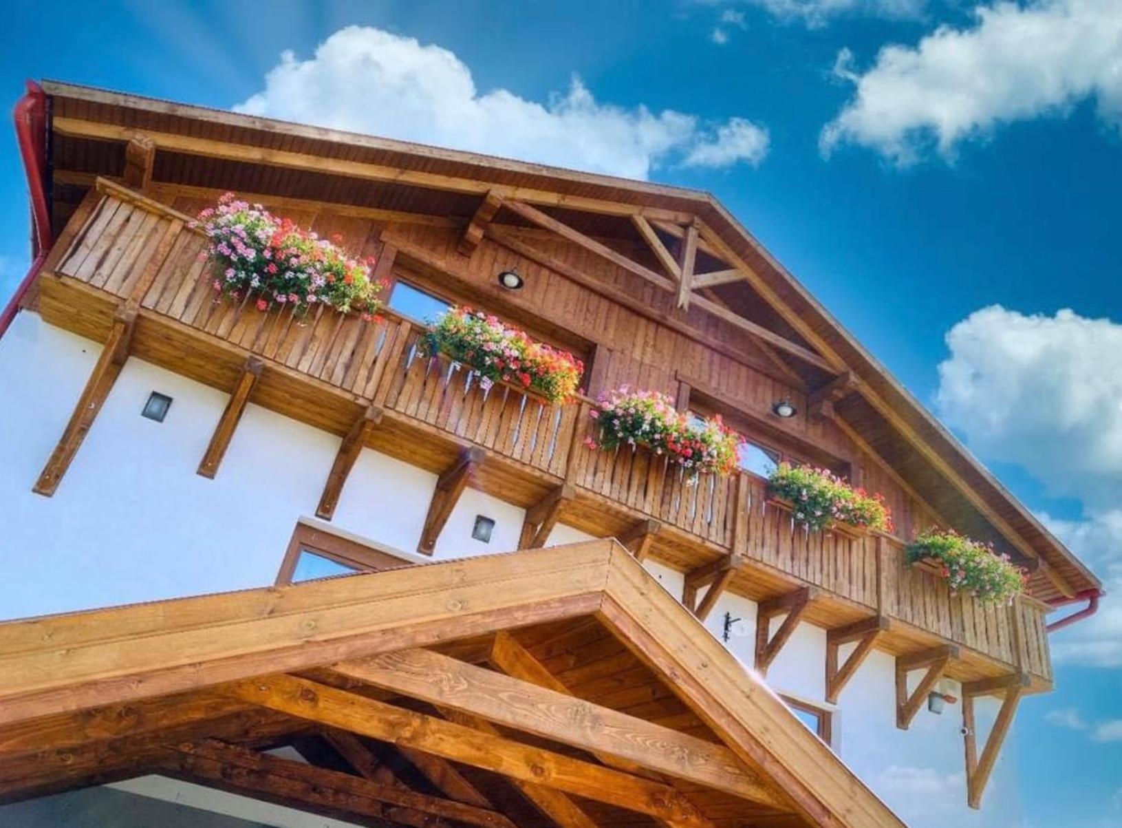 Gold Horse Vendeghaz Gasthof *